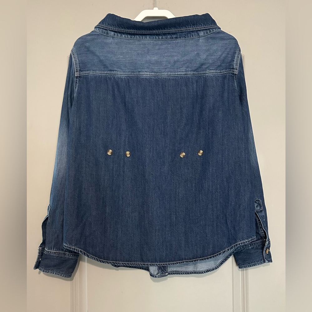 Good American x Dolly Collab Denim Button-Up Shirt | Medium Wash | Size S NWT - Picture 3 of 6
